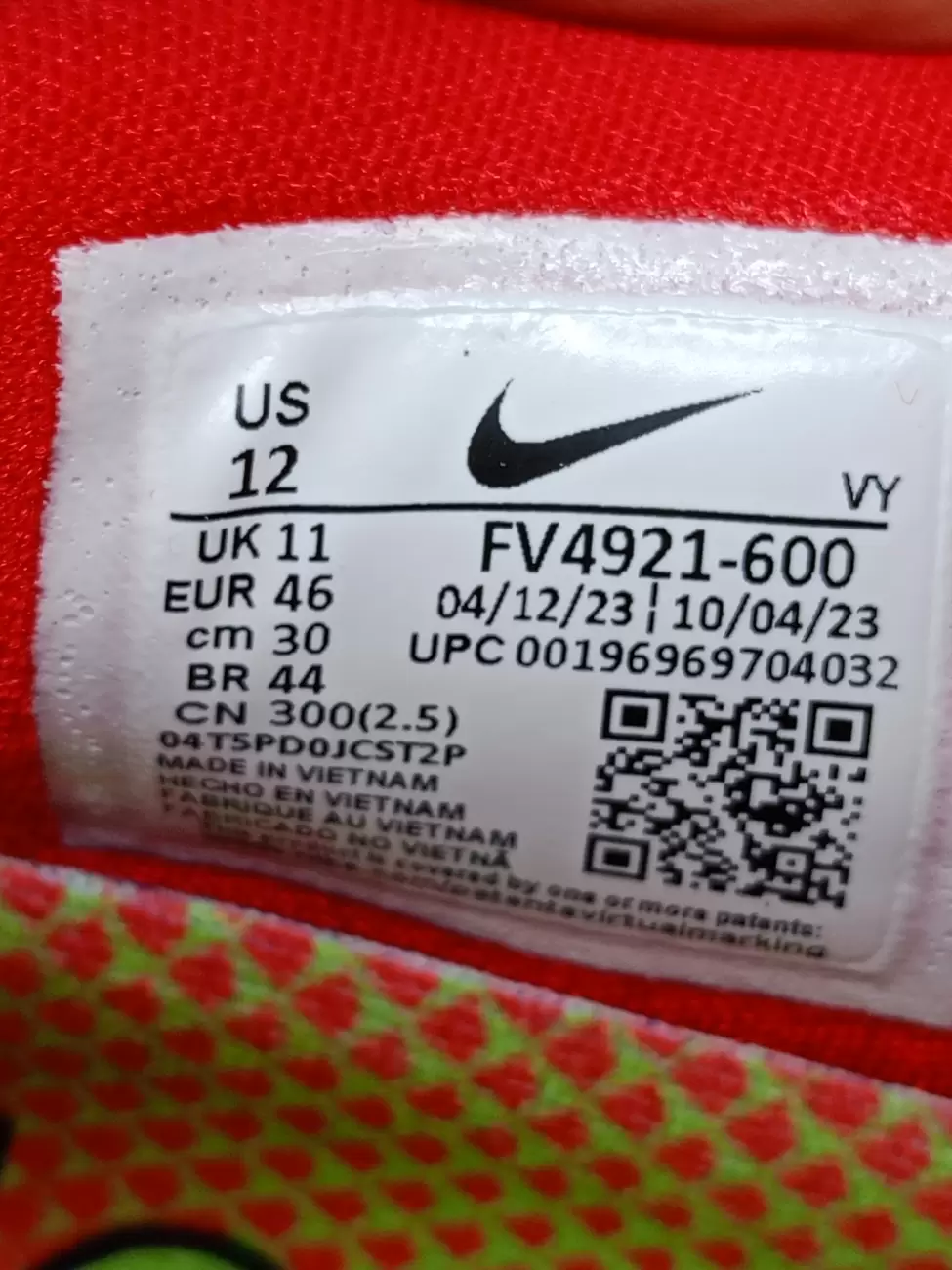561 - Nike Kobe 6 Protro Reverse Grinch | Item Details - AG Lab ...