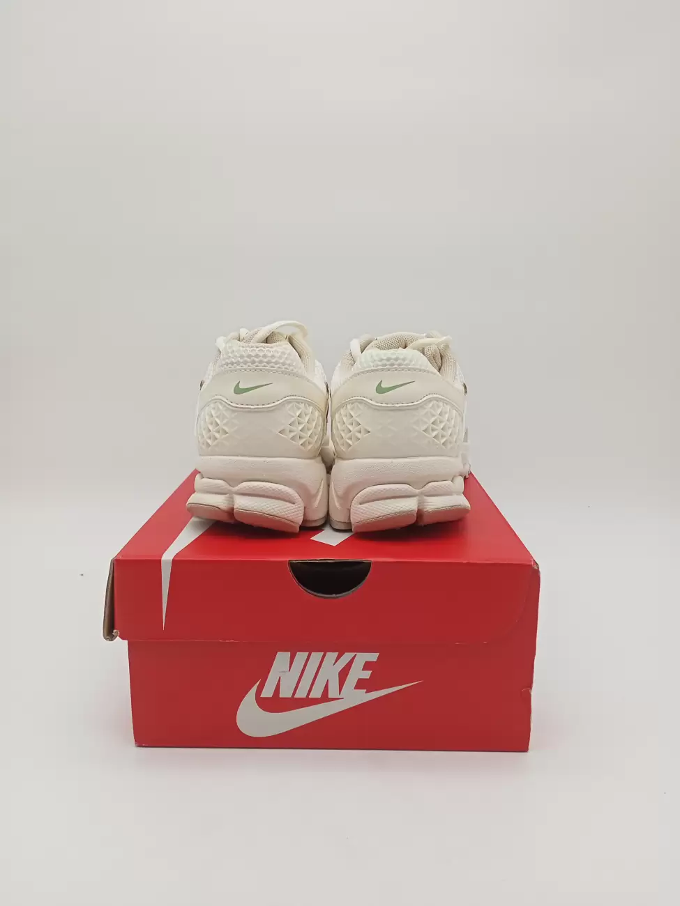 711 nike